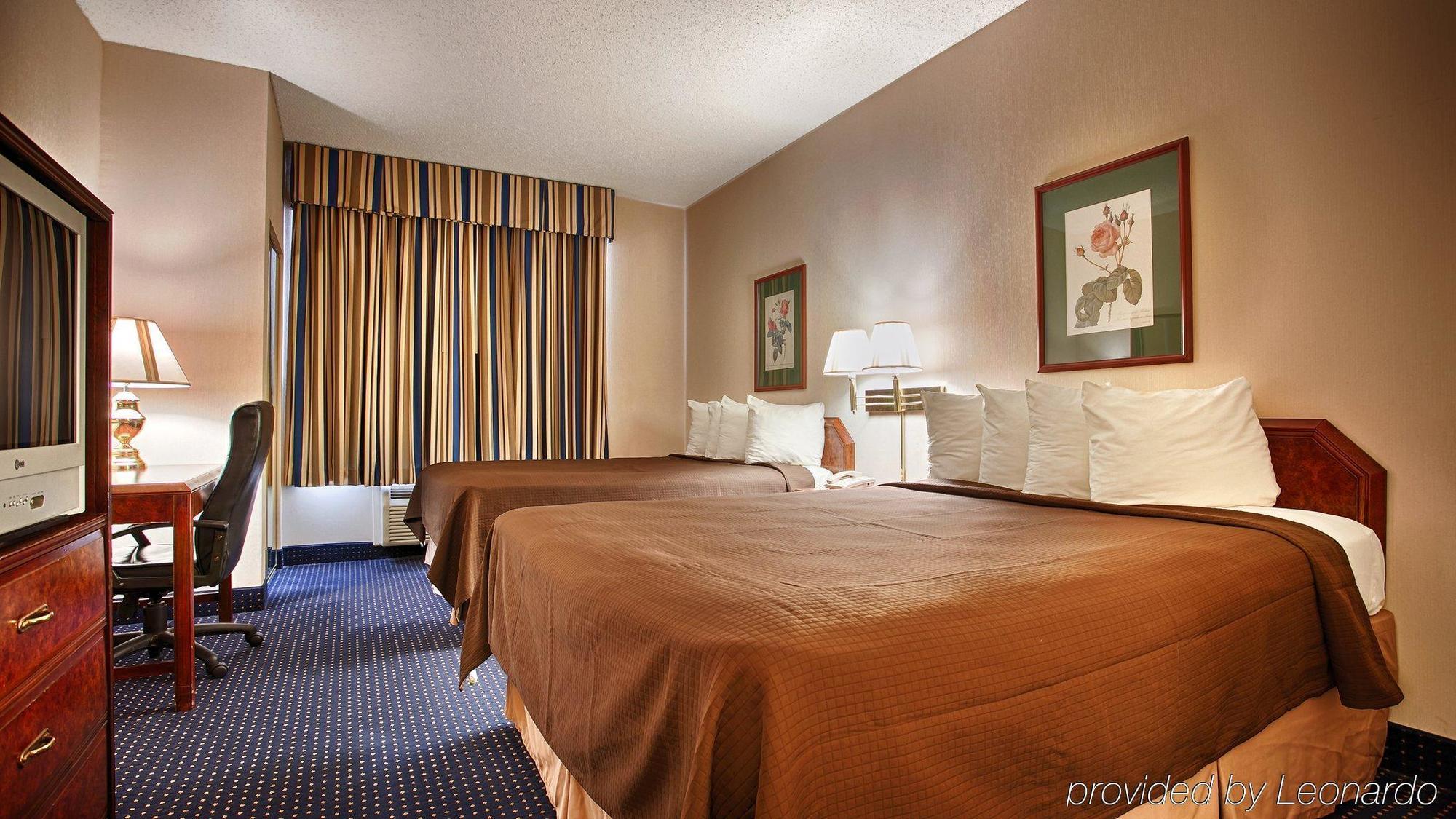 Surestay By Western 2*